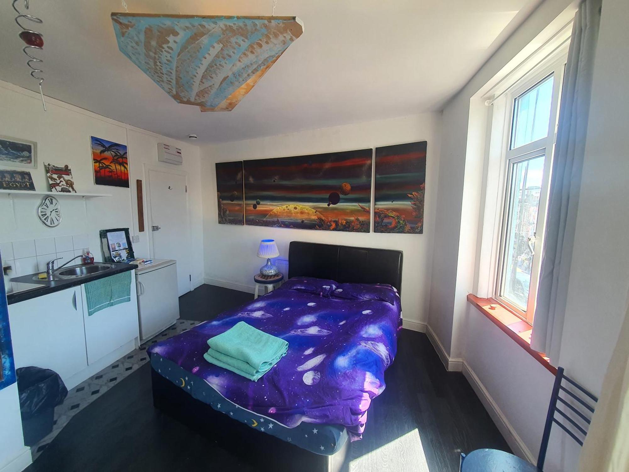 Cyber-Art Studio In Camden Лондон Екстериор снимка